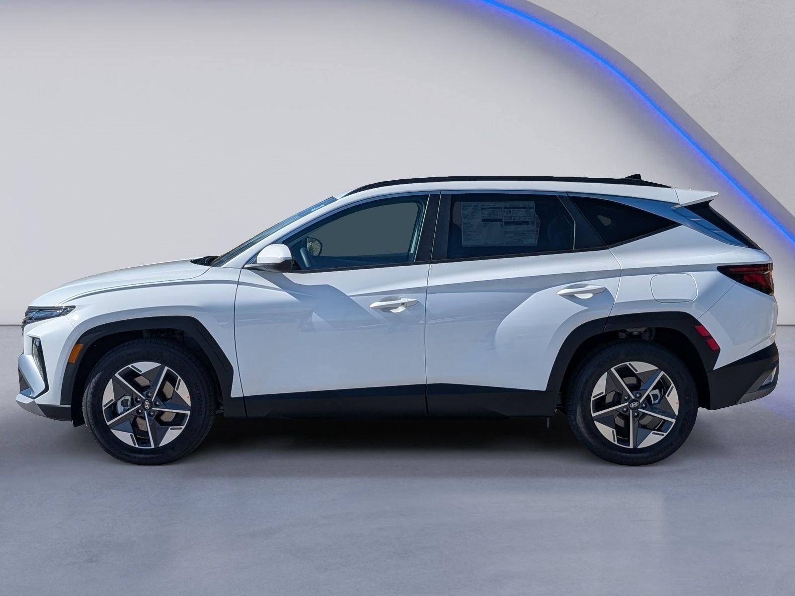 New 2026 Hyundai Tucson SEL Plus FWD image 3
