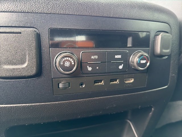 Used 2018 GMC Yukon Denali w/ Open Road Package image 26