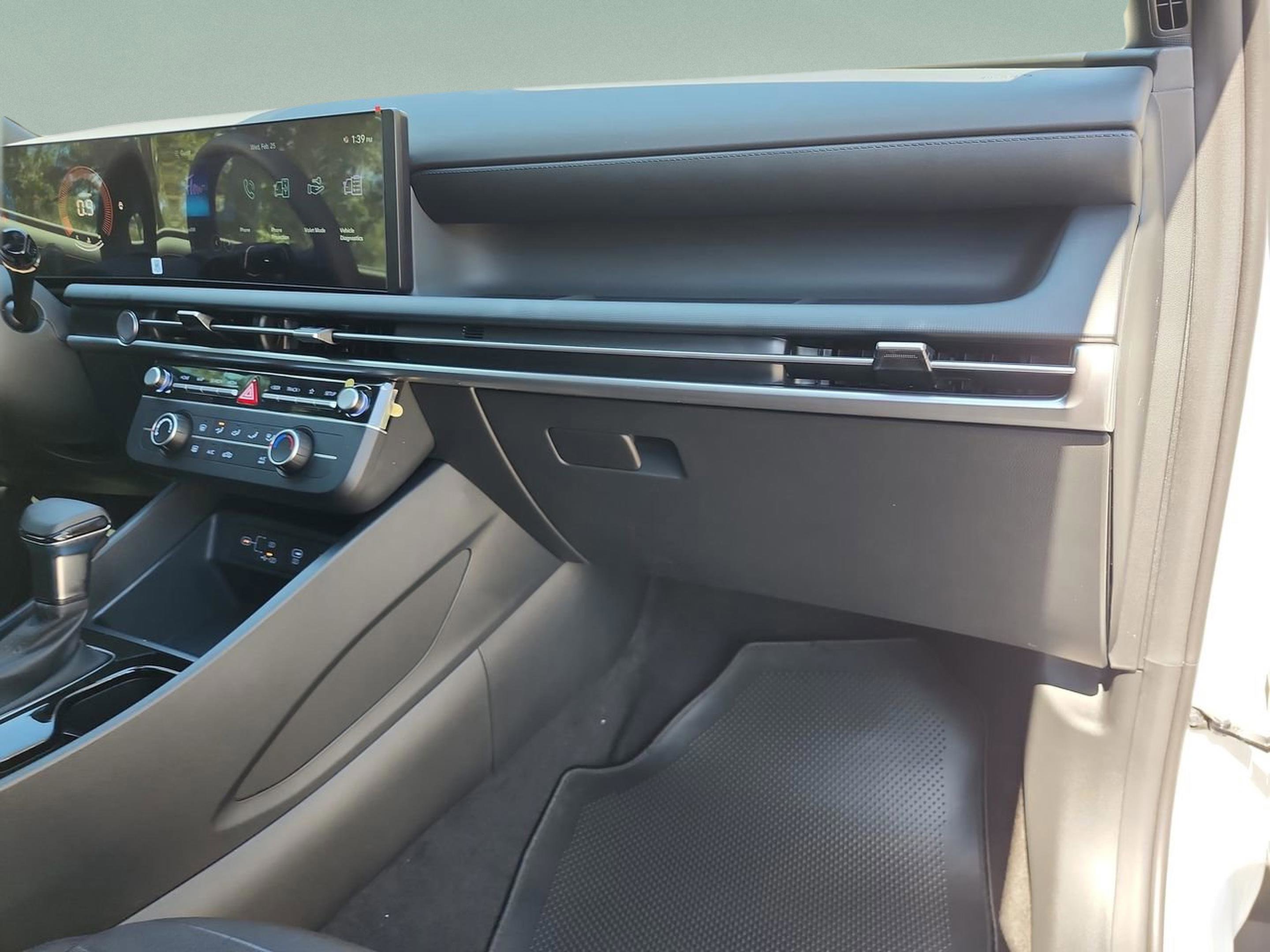 New 2026 Hyundai Santa Cruz SE image 20