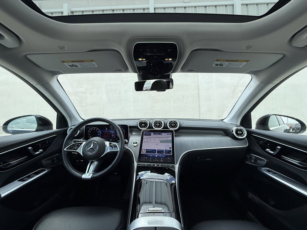 Used 2023 Mercedes-Benz GLC 300 4MATIC image 6