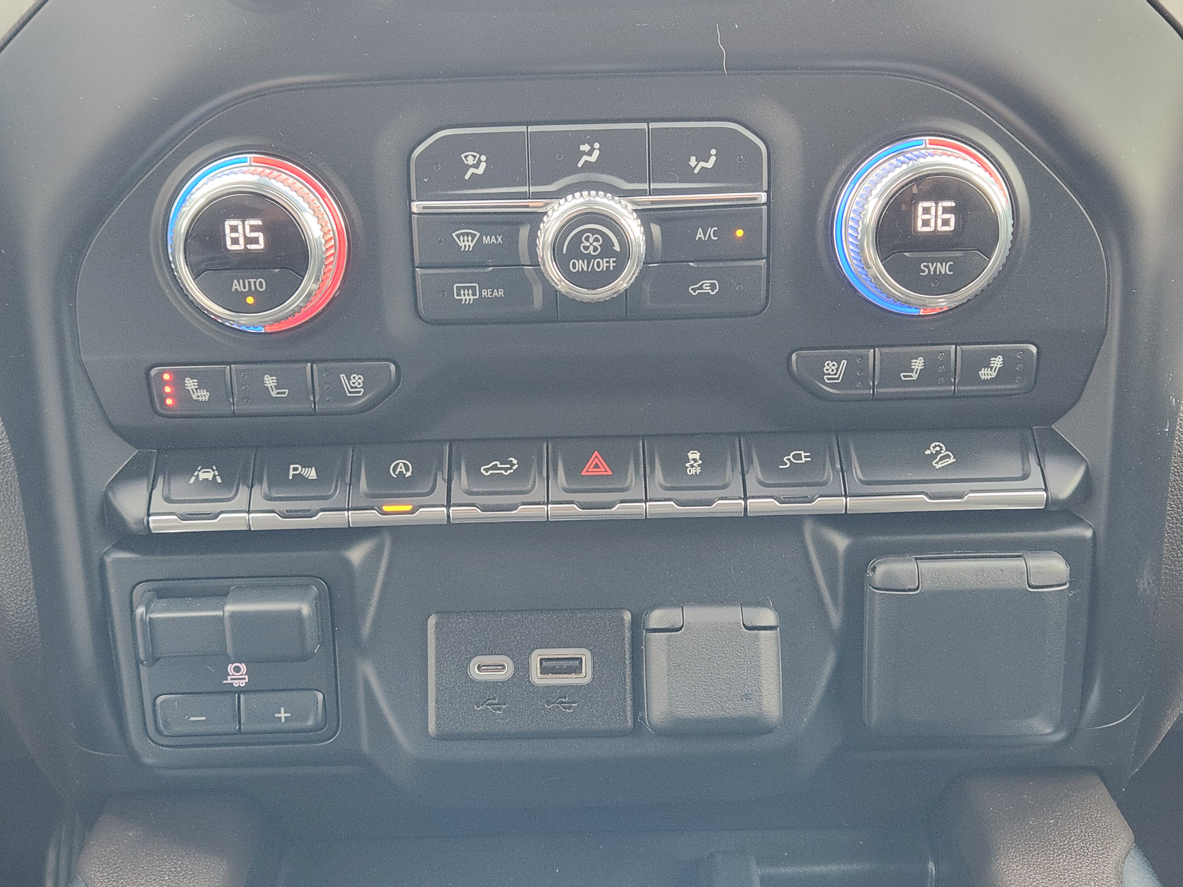 Used 2022 GMC Sierra 1500 Denali w/ Driver Alert Package II image 19