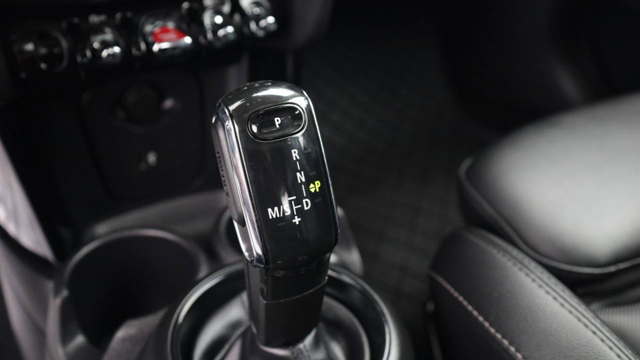 Used 2022 MINI Cooper S w/ Premium Package FWD image 12