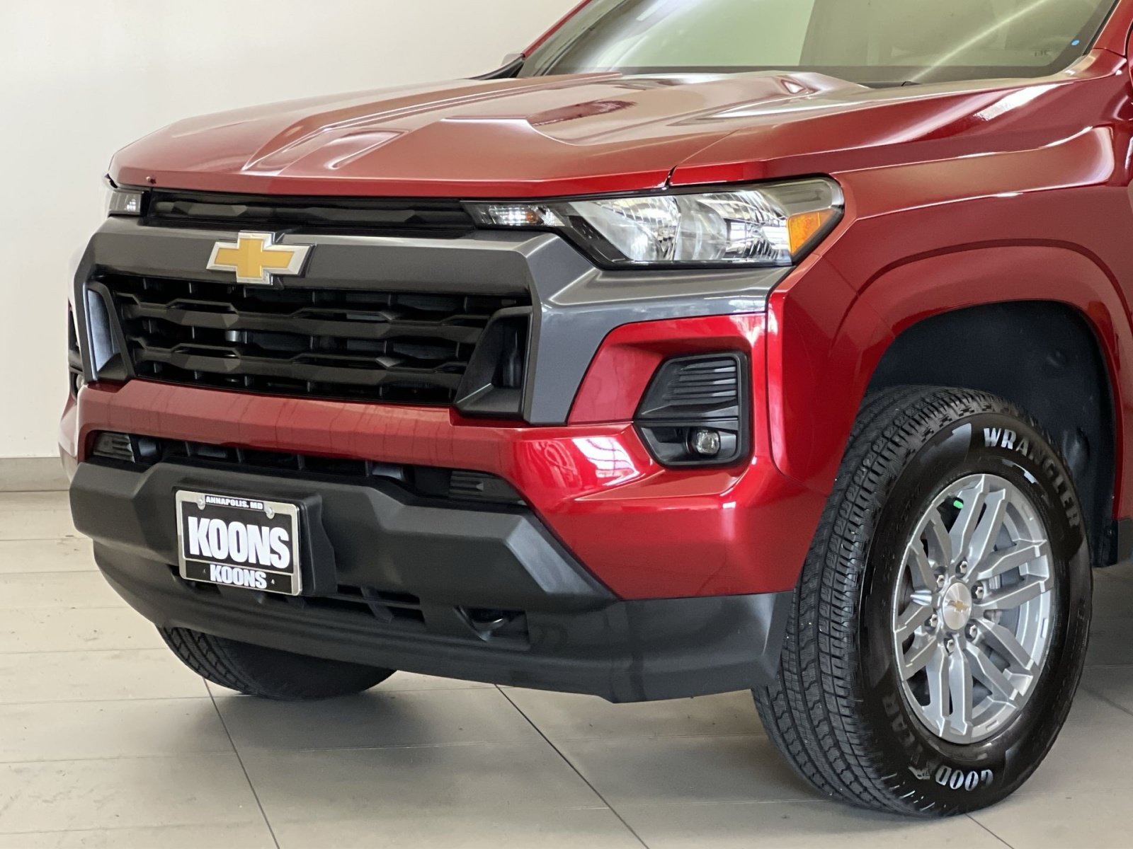 Used 2024 Chevrolet Colorado LT w/ LT Convenience Package II AWD/4WD image 27