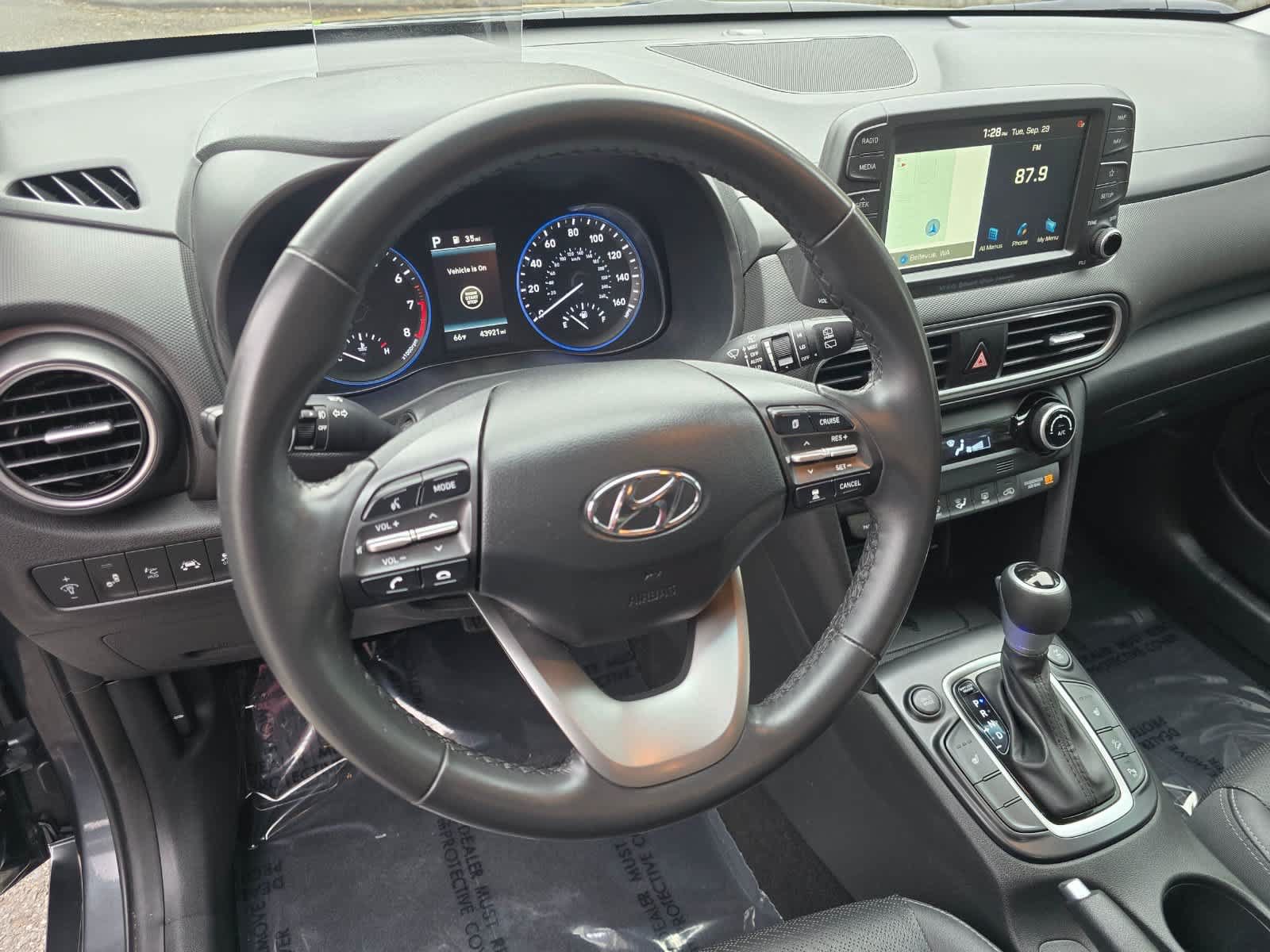 Used 2021 Hyundai Kona Ultimate AWD/4WD image 2