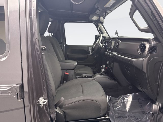 Used 2021 Jeep Wrangler Unlimited Sport image 16