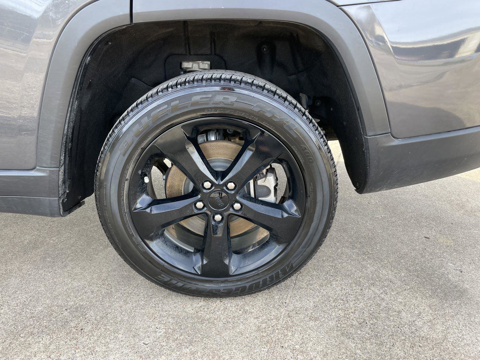 Used 2024 Jeep Grand Cherokee L Altitude image 49