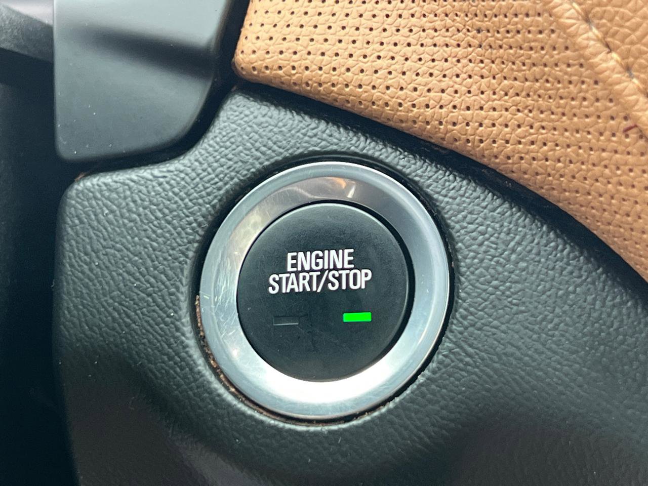 Used 2018 Chevrolet Equinox Premier AWD/4WD image 20