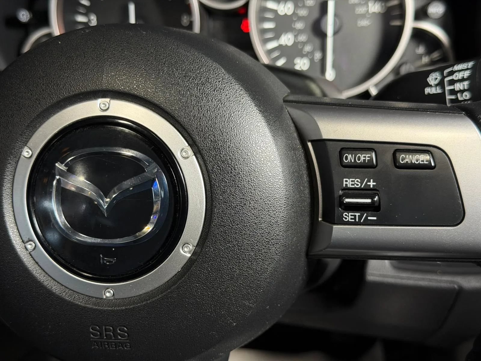 Used 2010 MAZDA MX-5 Miata Touring w/ Suspension Pkg RWD image 26