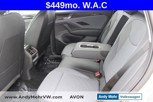 Used 2025 Volkswagen Tiguan SE AWD/4WD image 25