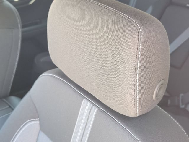 New 2025 Chevrolet Blazer LT w/ Convenience Package FWD image 12