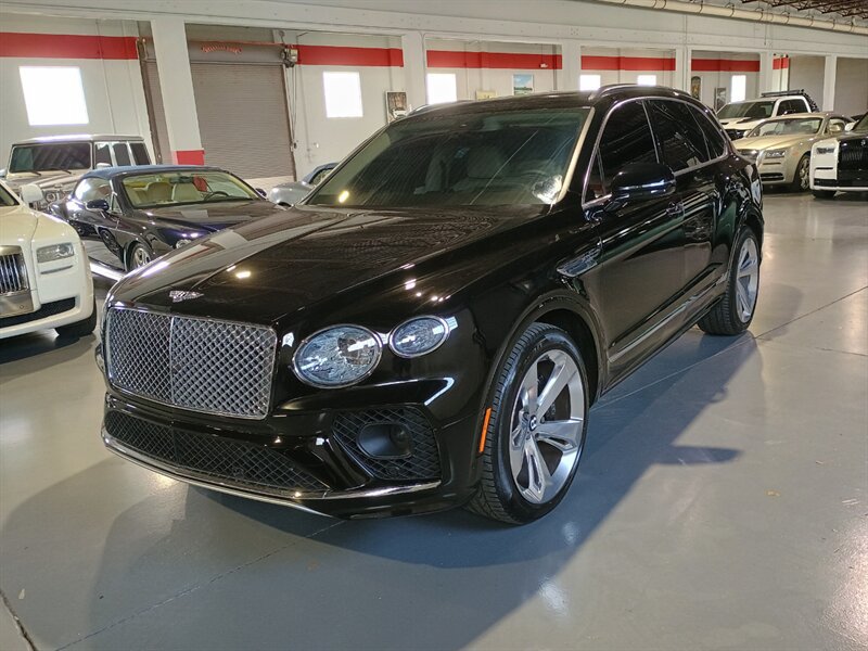 Used 2023 Bentley Bentayga AWD/4WD video 1
