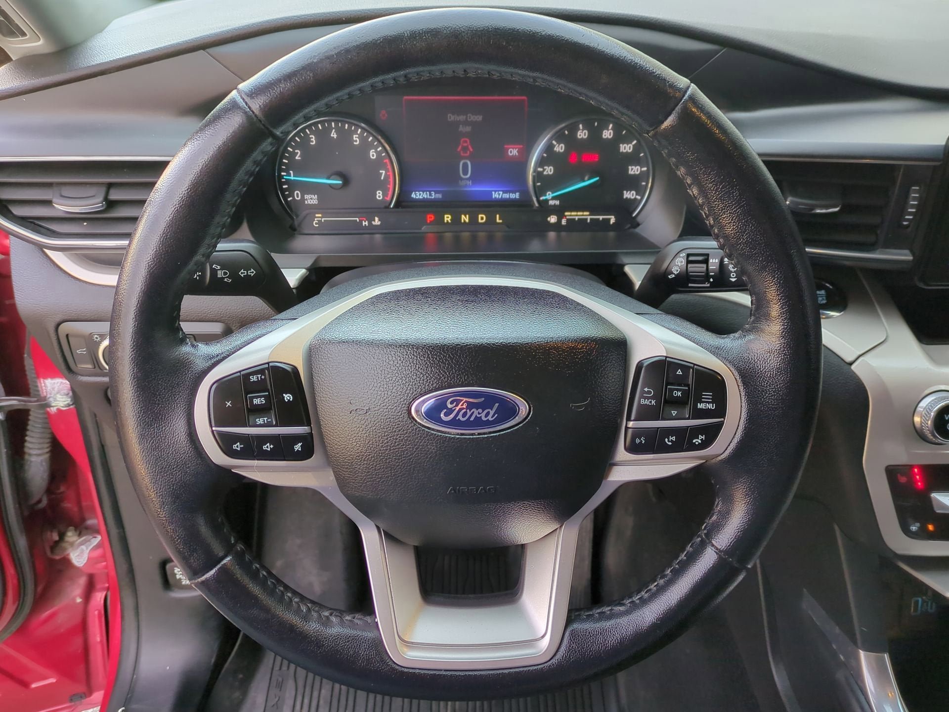 Used 2022 Ford Explorer XLT w/ Equipment Group 202A AWD/4WD image 12