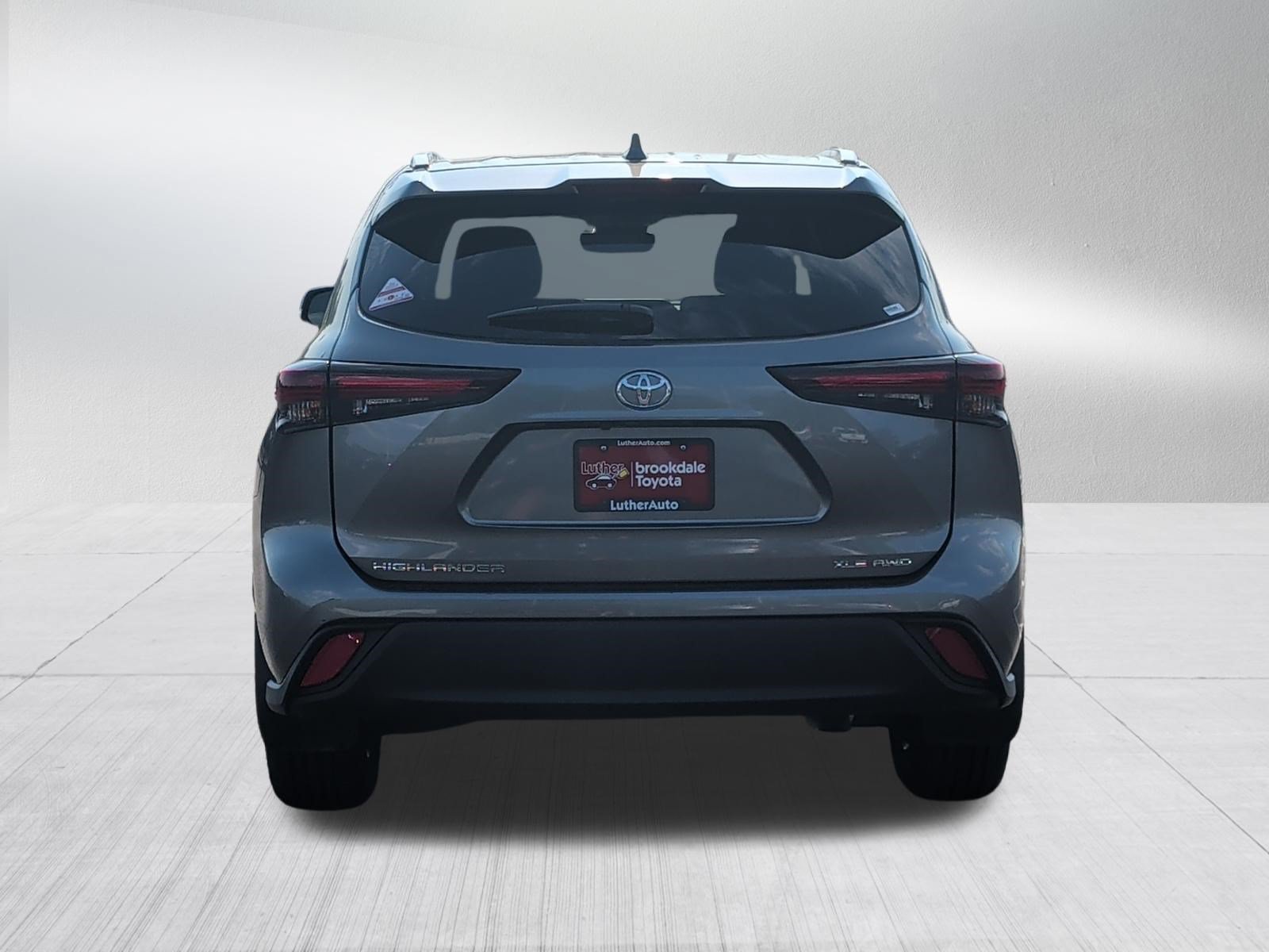 Certified 2026 Toyota Highlander XLE AWD/4WD image 6