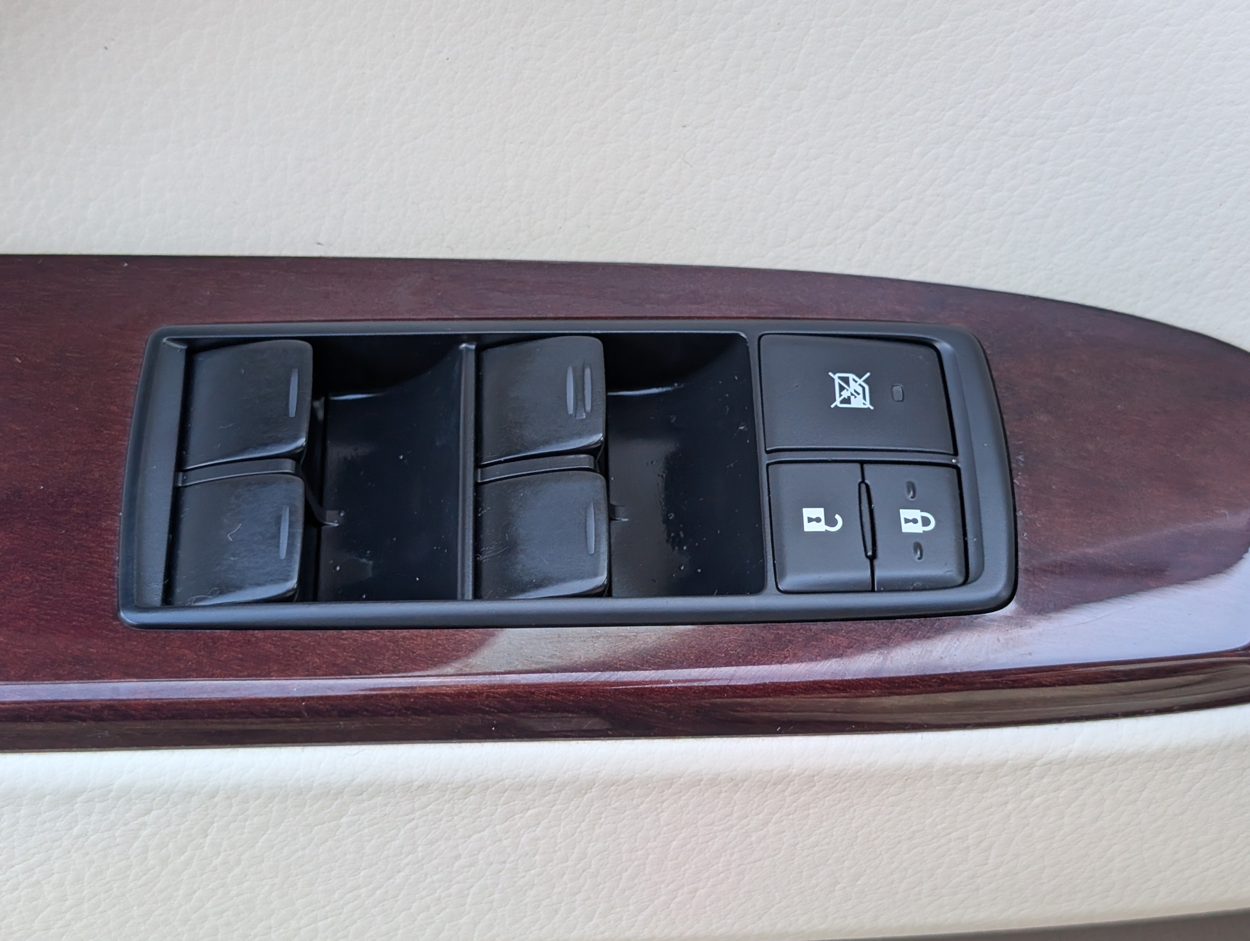 Used 2015 Lexus GX 460 w/ Premium Package AWD/4WD image 20