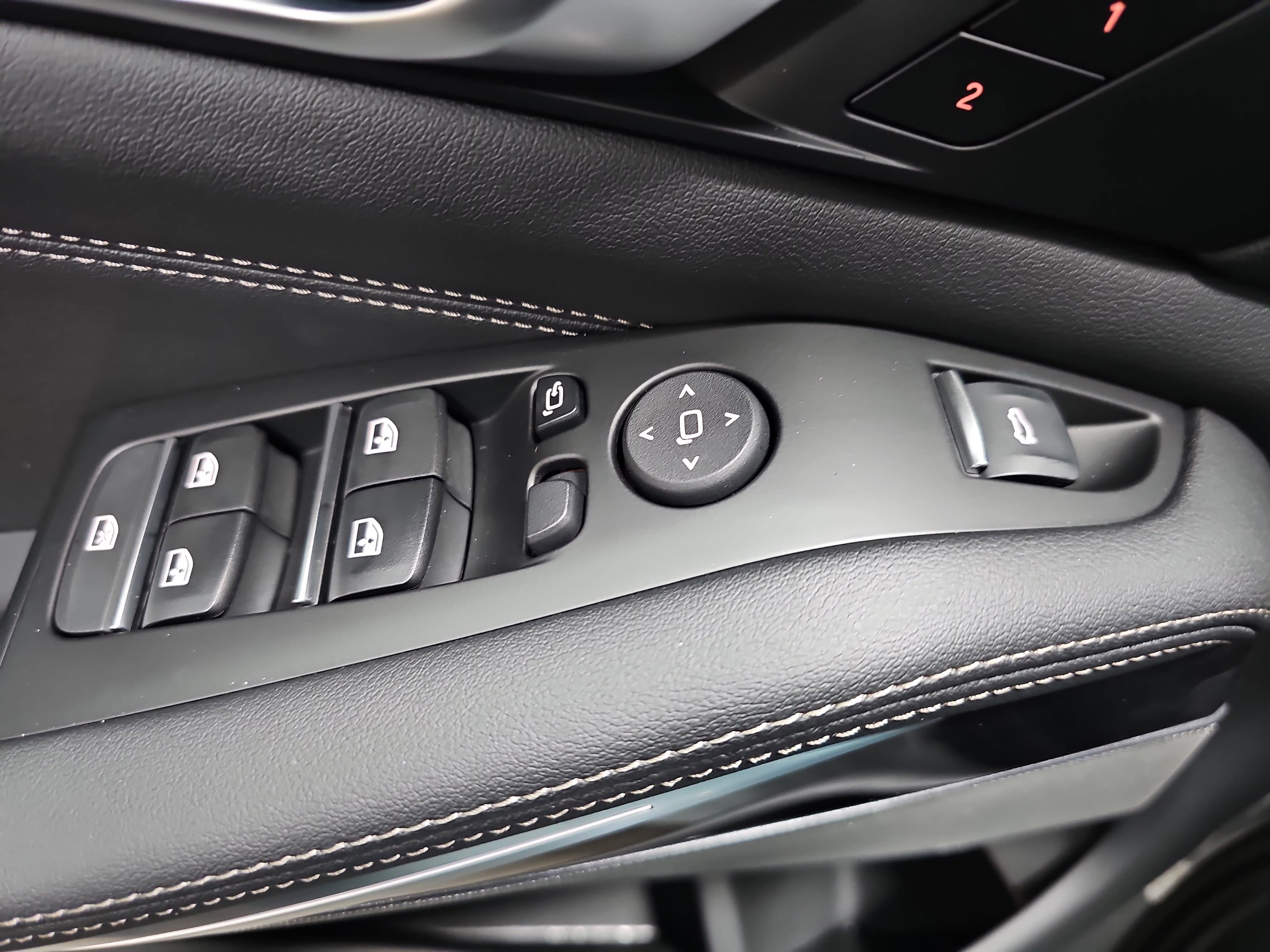 New 2026 BMW X5 xDrive40i w/ M Sport Package image 30