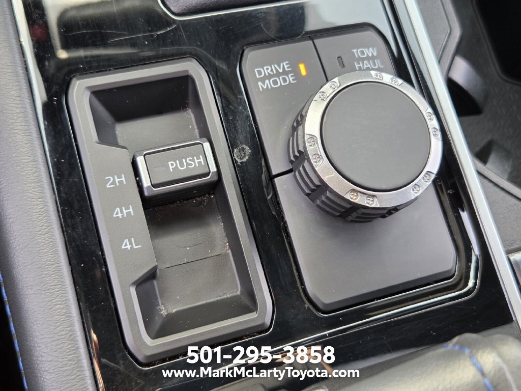 Used 2024 Toyota Sequoia Platinum AWD/4WD image 26