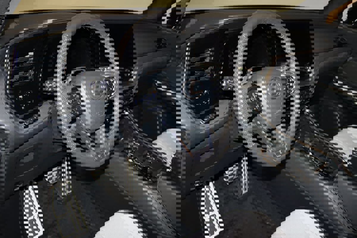 Used 2024 Lexus TX 500h AWD w/ Technology Package image 41