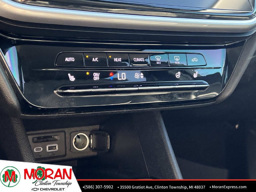 Certified 2023 Chevrolet Bolt EUV LT w/ Comfort Package FWD image 24
