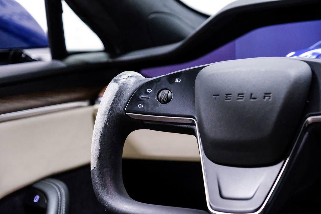 Used 2023 Tesla Model S Standard Range image 18