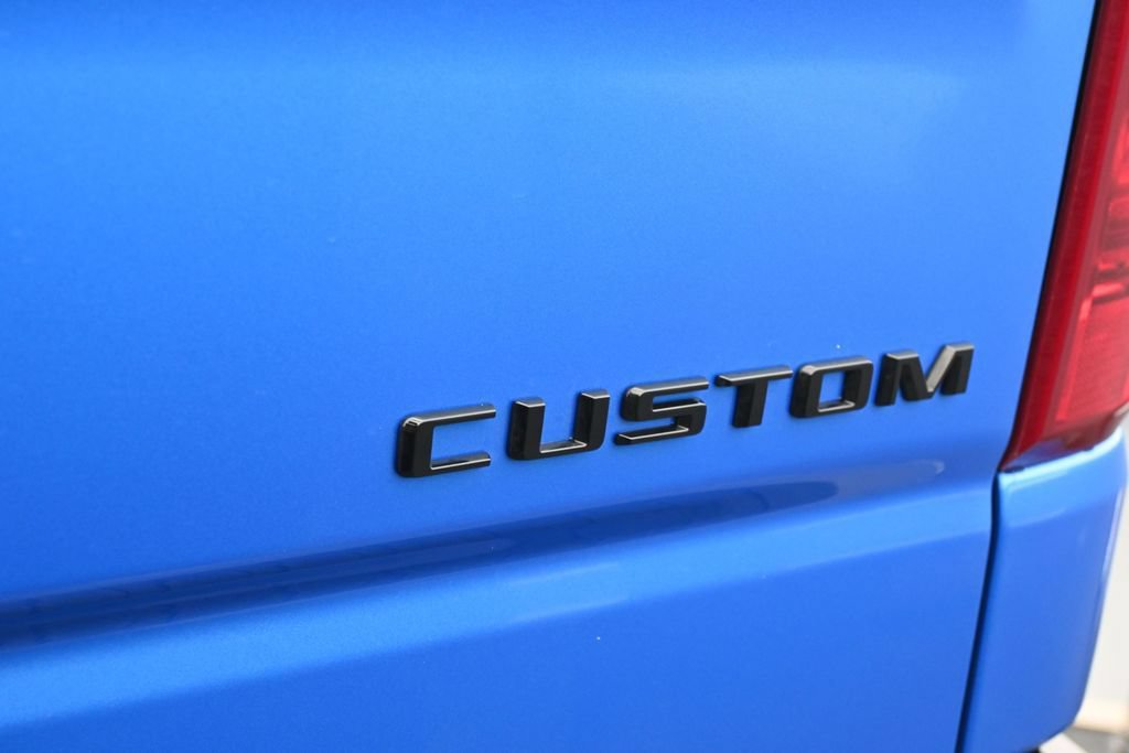 Used 2025 Chevrolet Silverado 1500 Custom w/ Turbomax Blackout Package AWD/4WD image 31