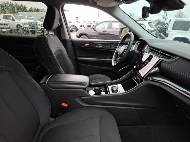 Certified 2022 Jeep Grand Cherokee L Laredo w/ Luxury Tech Group I image 12