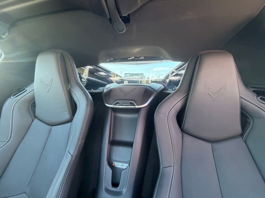 Used 2024 Chevrolet Corvette Stingray Preferred Cpe w/ Z51 Performance Package image 18