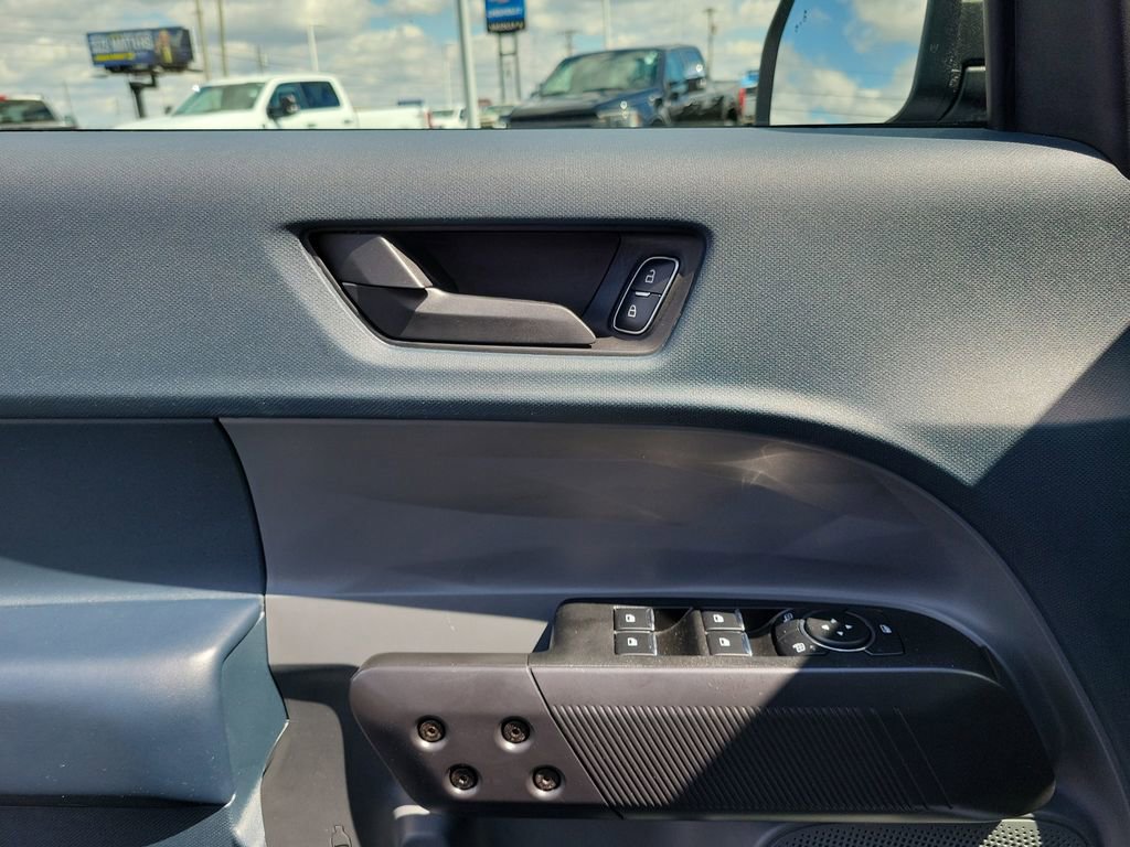 Certified 2024 Ford Maverick Lariat w/ Black Appearance Package image 20