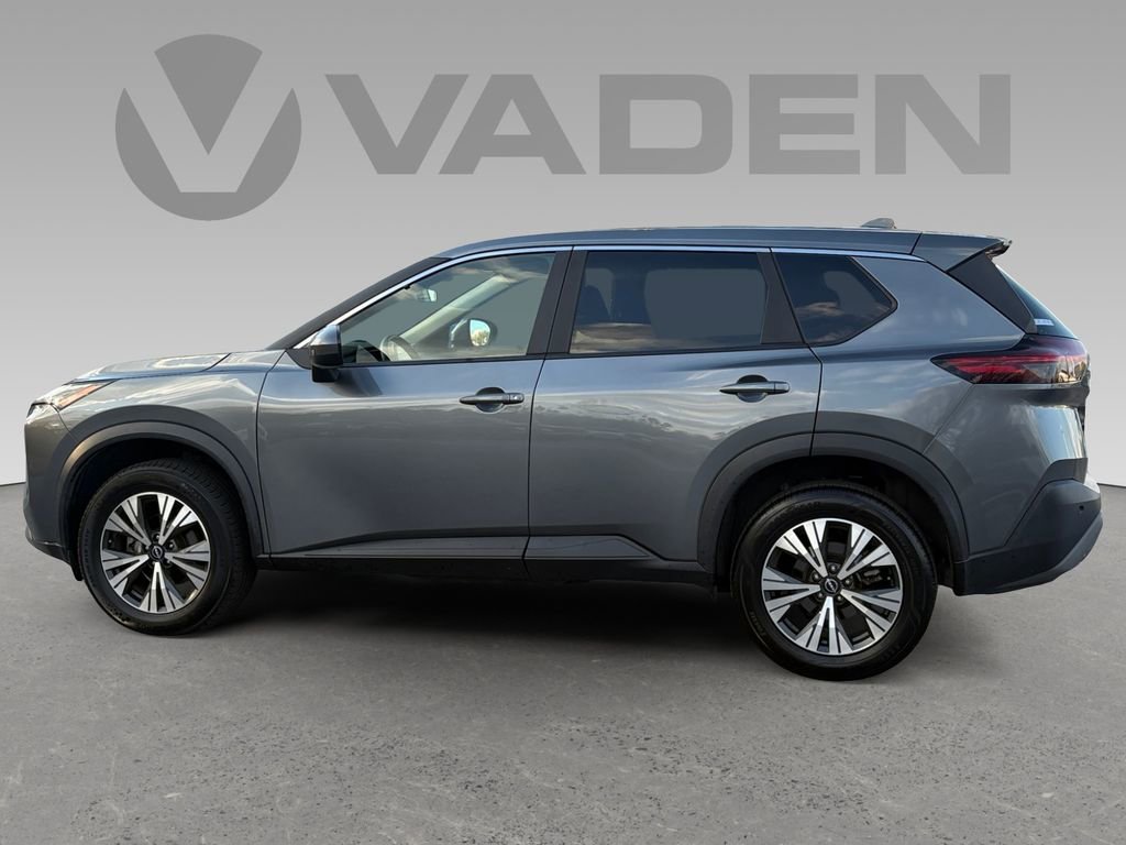 Used 2023 Nissan Rogue SV image 5