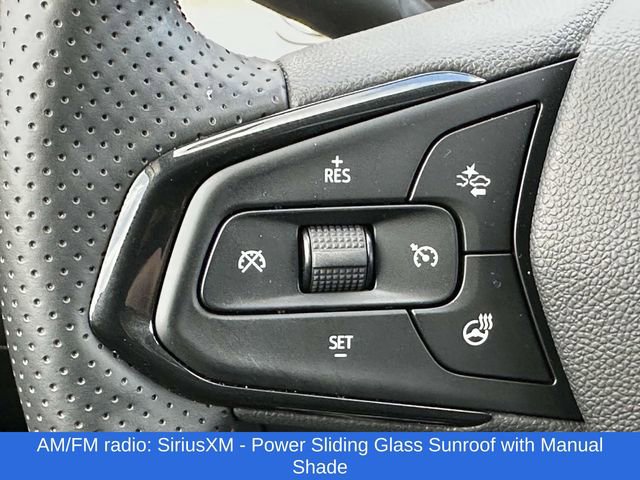 Used 2025 Chevrolet Trax RS w/ Sunroof Package image 10