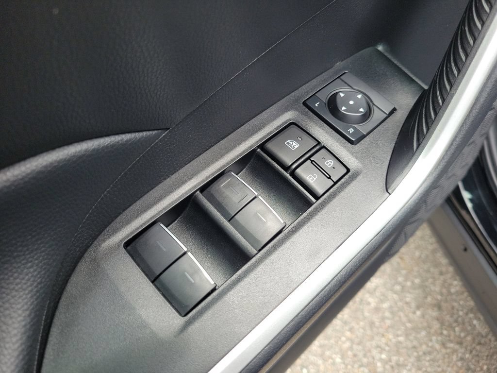 Used 2024 Toyota RAV4 AWD Hybrid image 16