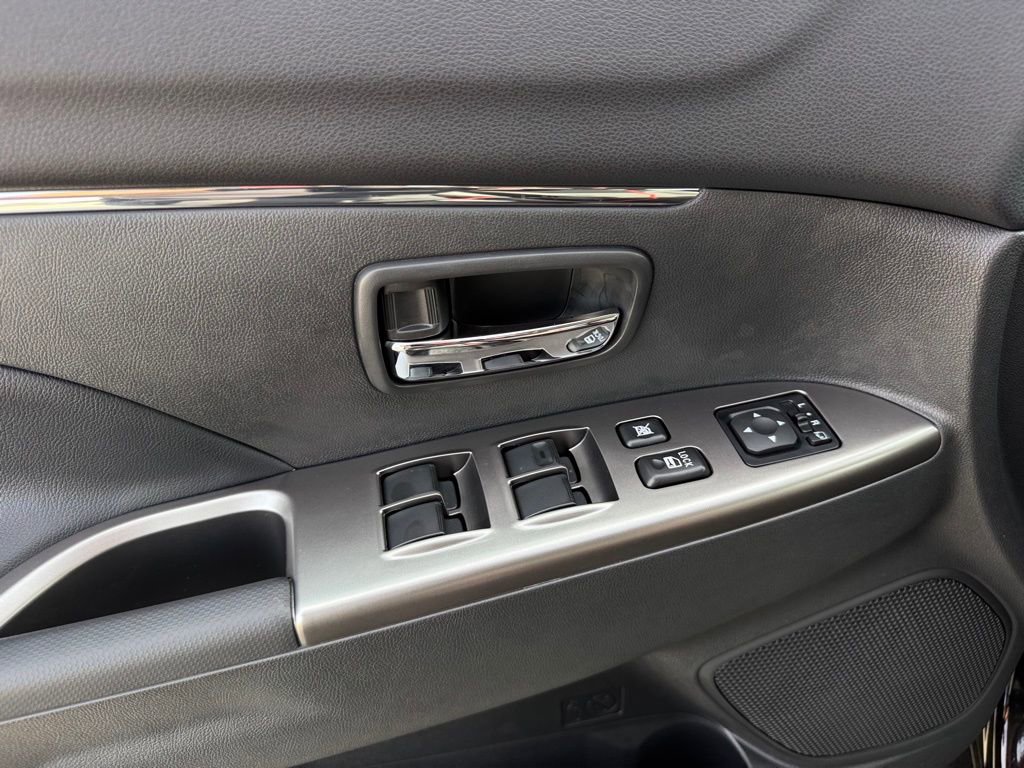 New 2026 Mitsubishi Outlander Sport SE image 32