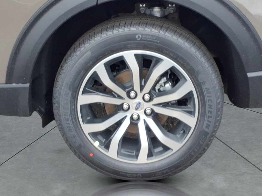 New 2026 Ford Explorer ST-Line image 4