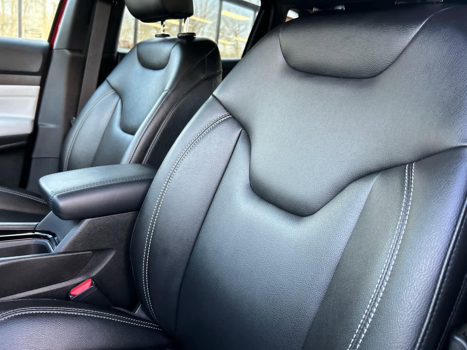 Used 2026 Jeep Compass Limited image 19