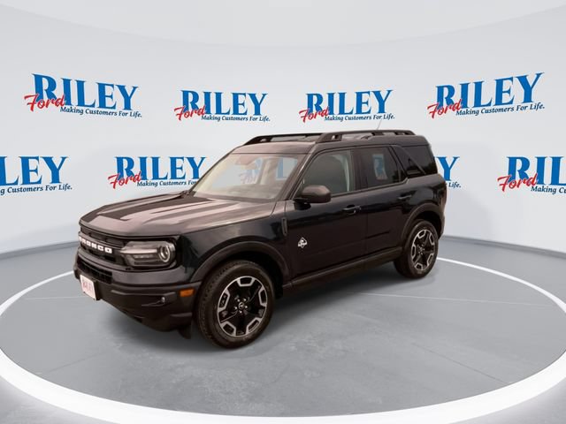 Certified 2023 Ford Bronco Sport Outer Banks AWD/4WD image 4