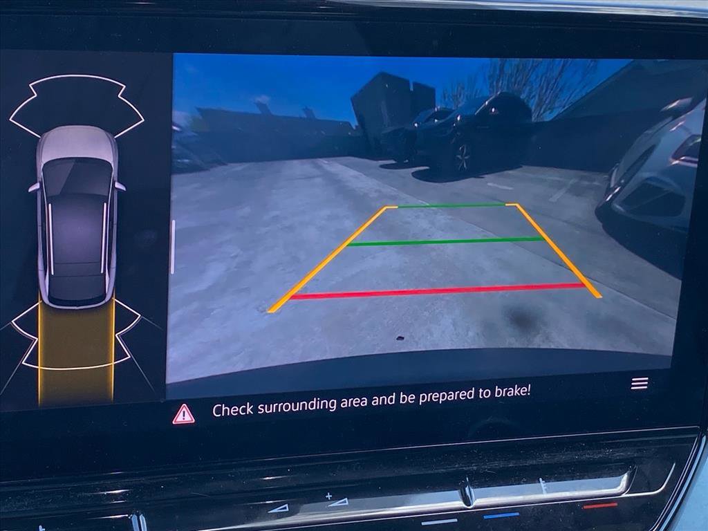 Certified 2023 Volkswagen ID.4 Pro image 14