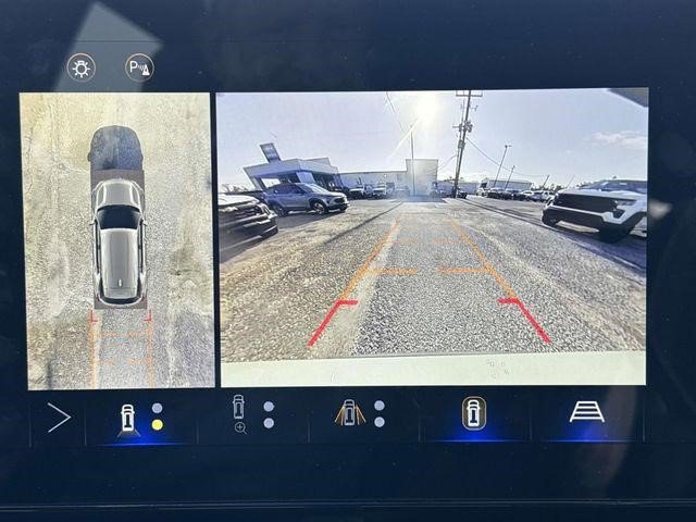 Certified 2025 Chevrolet Equinox LT w/ Convenience Package II image 18