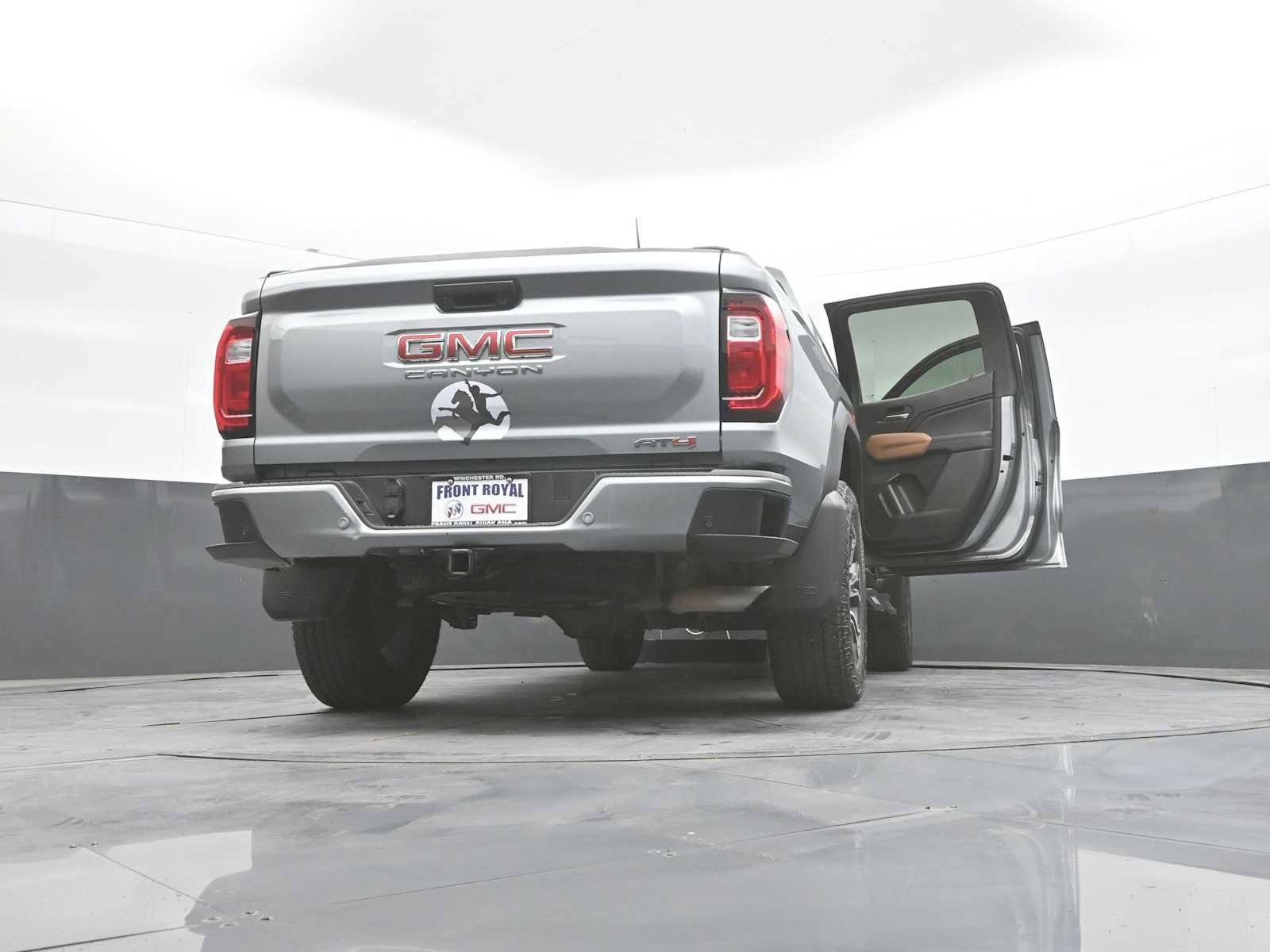 Used 2024 GMC Canyon AT4 w/ Technology Package AWD/4WD image 60