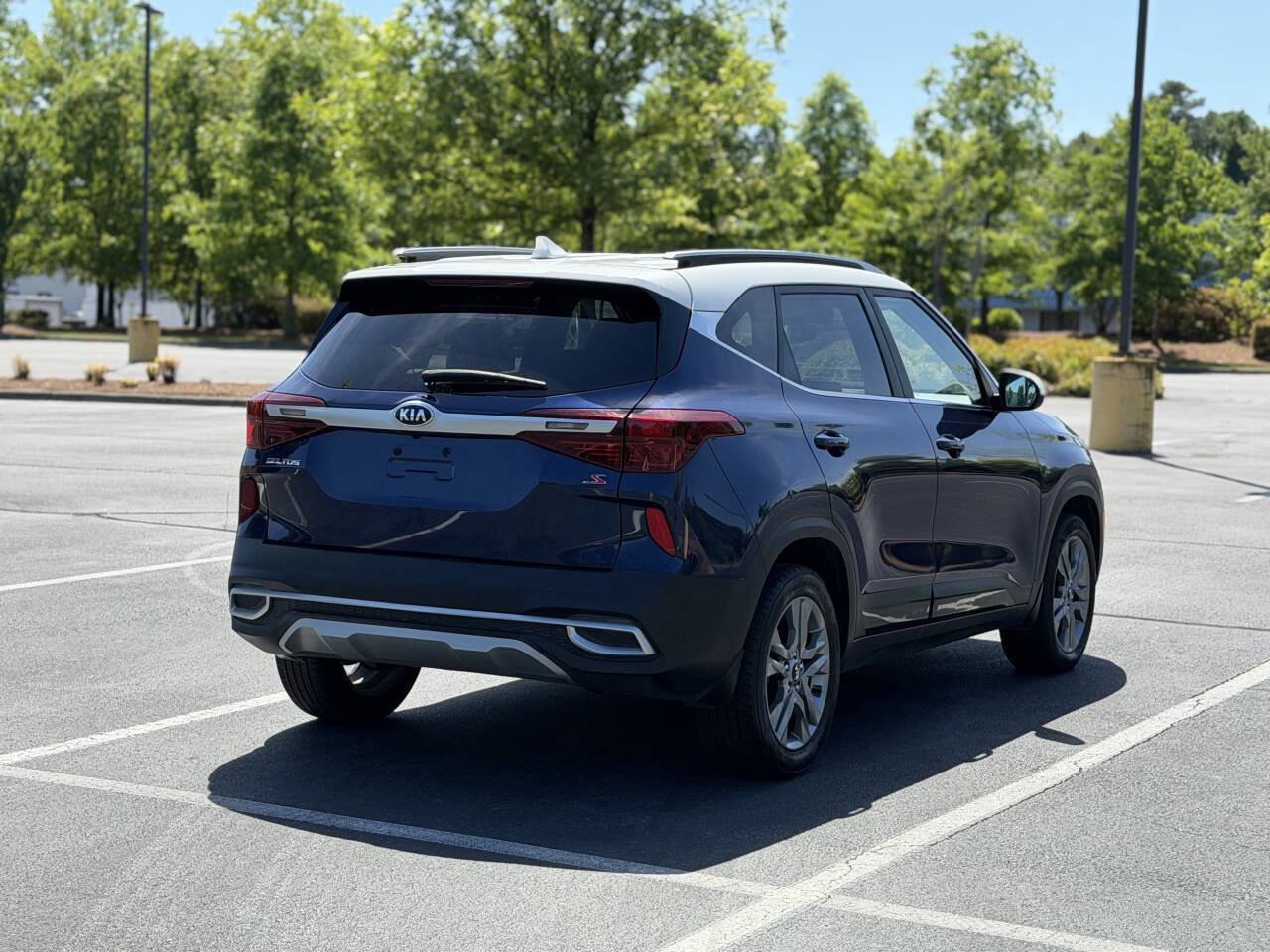 Used 2021 Kia Seltos S FWD image 7