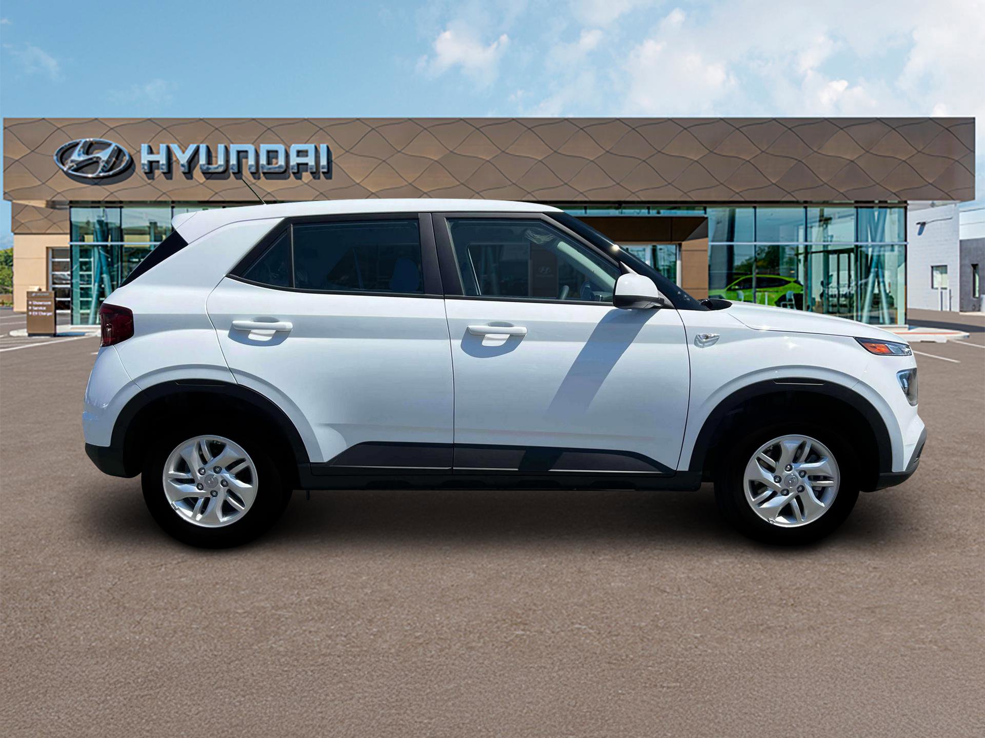 New 2025 Hyundai Venue SE image 9