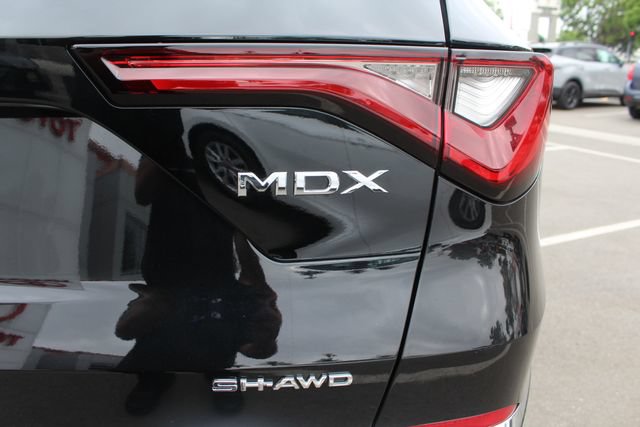 Used 2025 Acura MDX w/ Advance Package AWD/4WD image 14