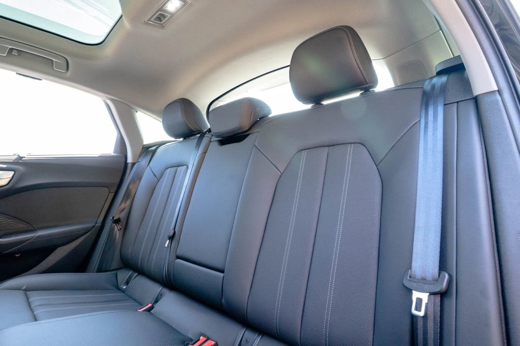 Used 2025 Audi A5 2.0T Premium Plus w/ Premium Plus AWD/4WD image 34