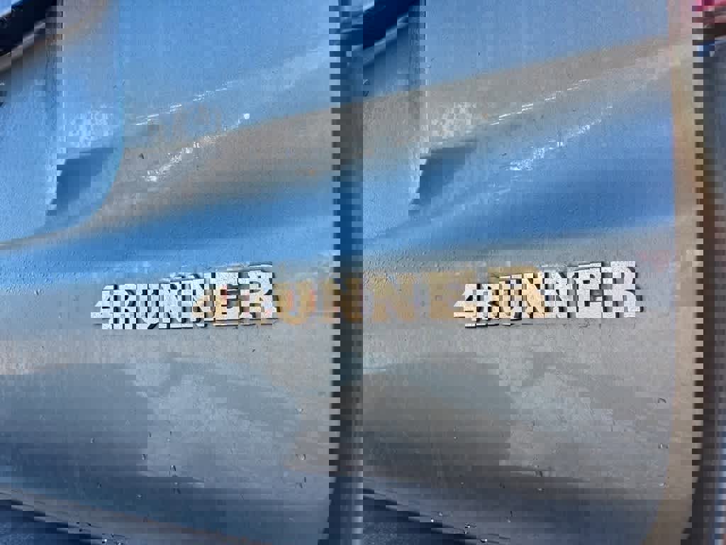 Used 2004 Toyota 4Runner SR5 image 6