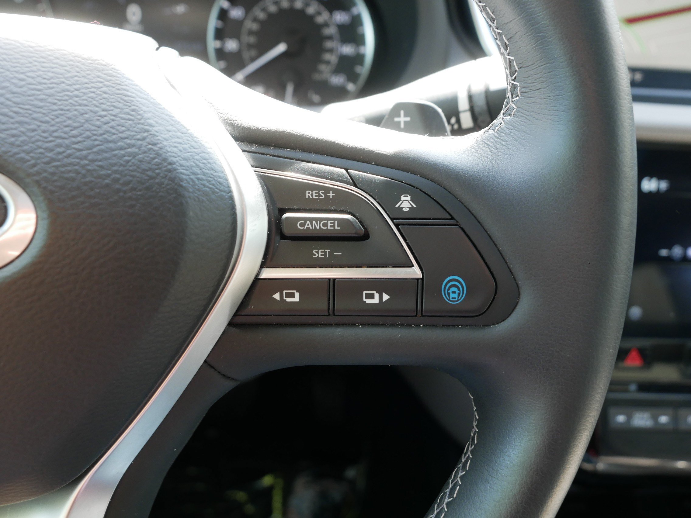 Certified 2023 INFINITI QX50 Sensory w/ Accent Package AWD/4WD image 30