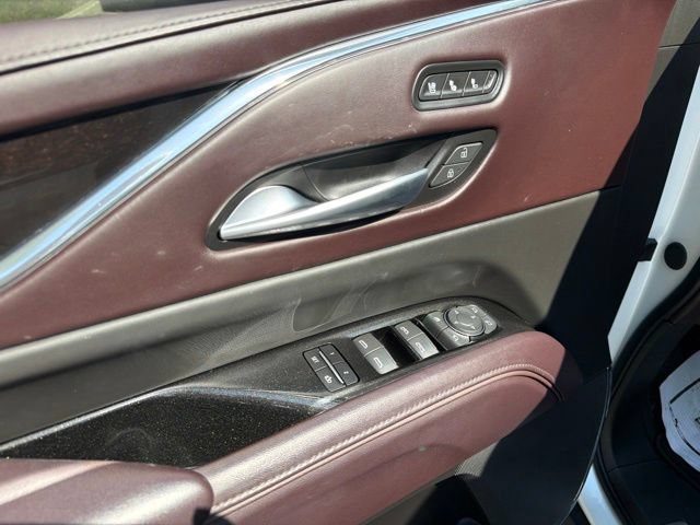 Used 2024 Cadillac Escalade Premium Luxury Platinum w/ Heavy-Duty Trailer Package AWD/4WD image 24