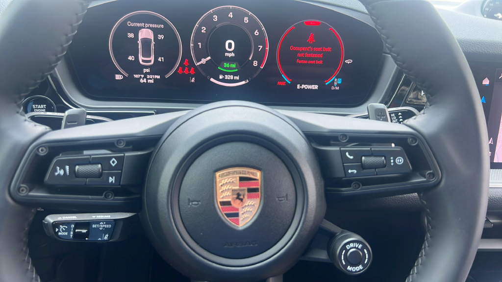 New 2026 Porsche Cayenne E-Hybrid Coupe AWD/4WD image 30