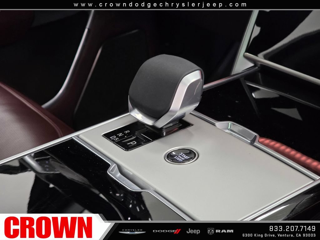 Used 2025 Land Rover Range Rover Autobiography AWD/4WD image 11