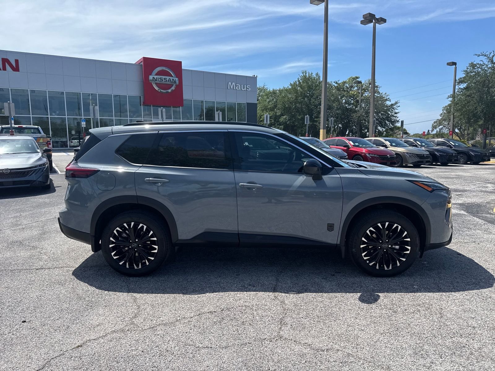 New 2026 Nissan Rogue SV FWD image 5