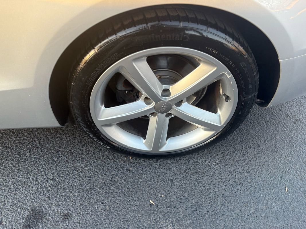 Used 2010 Audi A5 2.0T Premium image 27