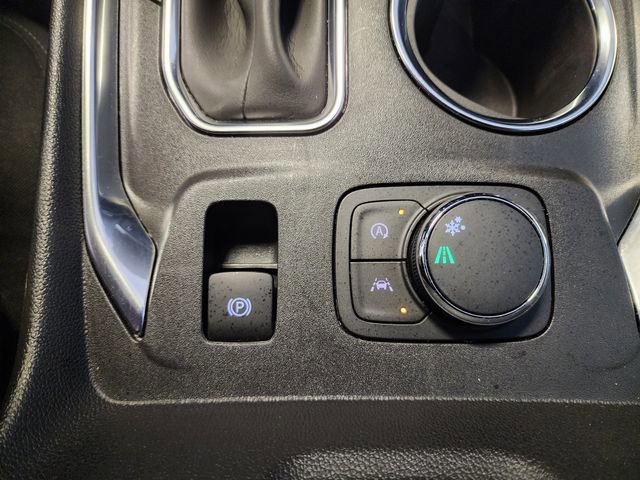 Used 2023 Chevrolet Traverse LT FWD image 30