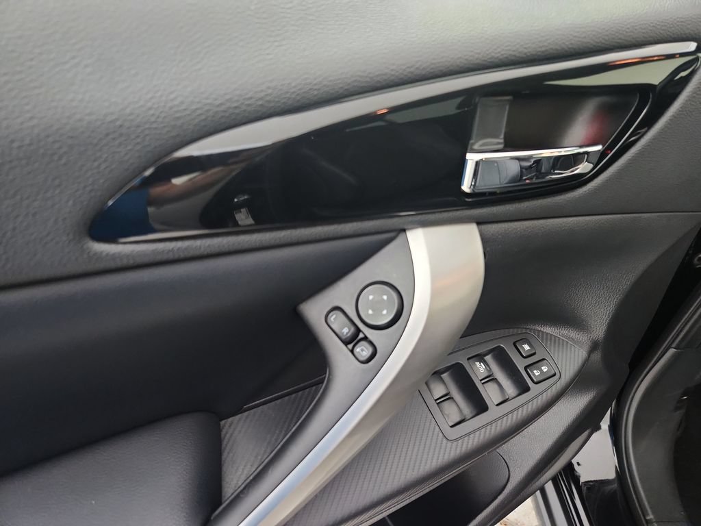 Used 2025 Mitsubishi Eclipse Cross SE AWD/4WD image 22